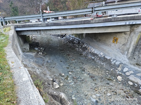 Poškodovan most v Motniku (4)